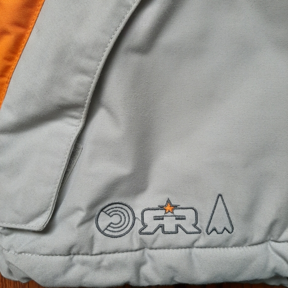 Burton Women's Snowboarding Jacket - Picture 5 of 16